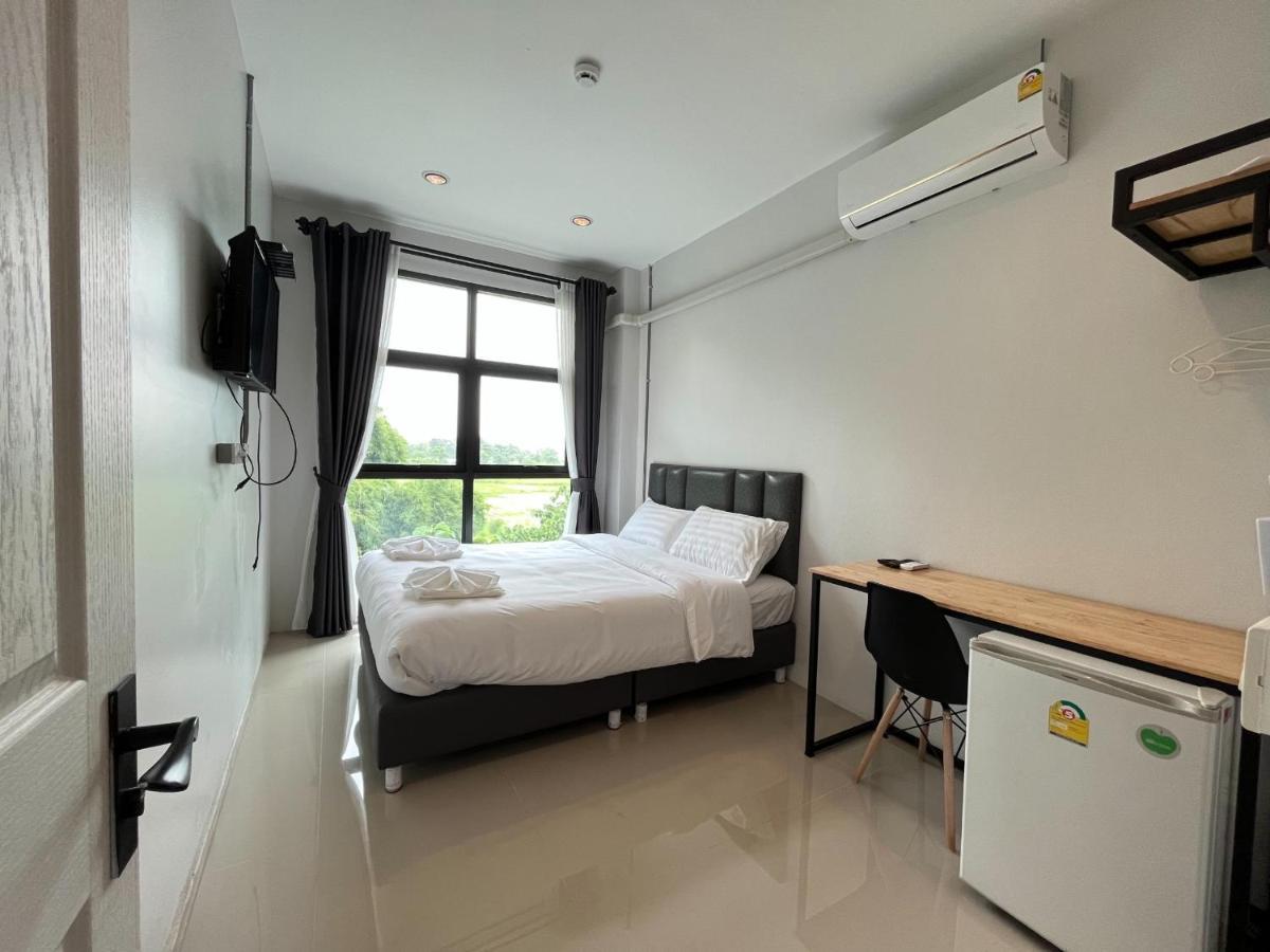 Life Hotel Rongkhun Ban Mai  Bagian luar foto