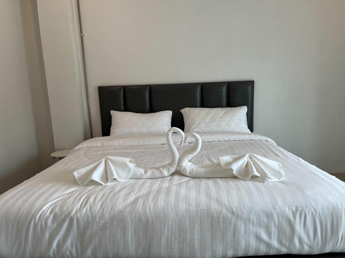 Life Hotel Rongkhun Ban Mai  Bagian luar foto
