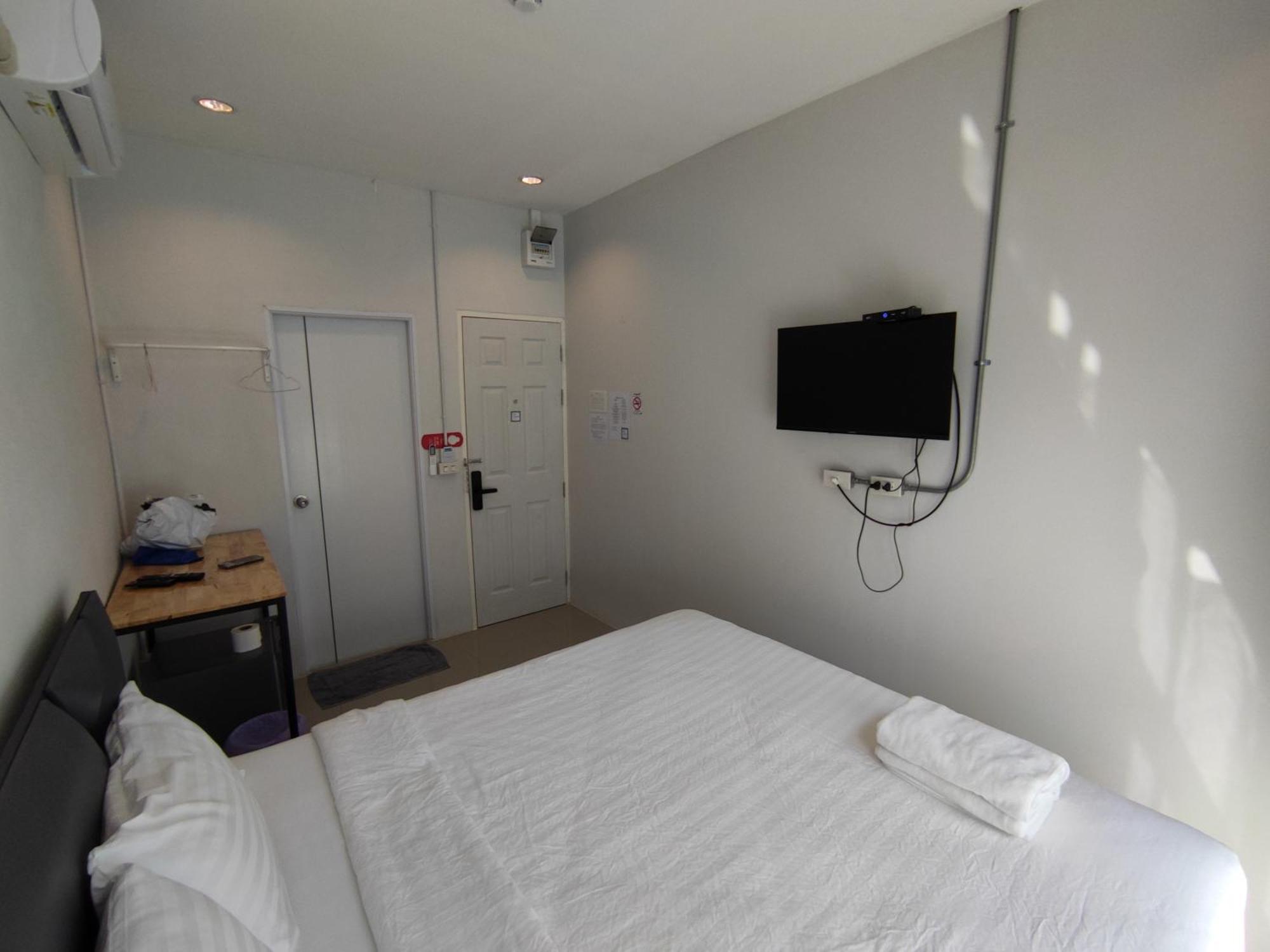 Life Hotel Rongkhun Ban Mai  Bagian luar foto