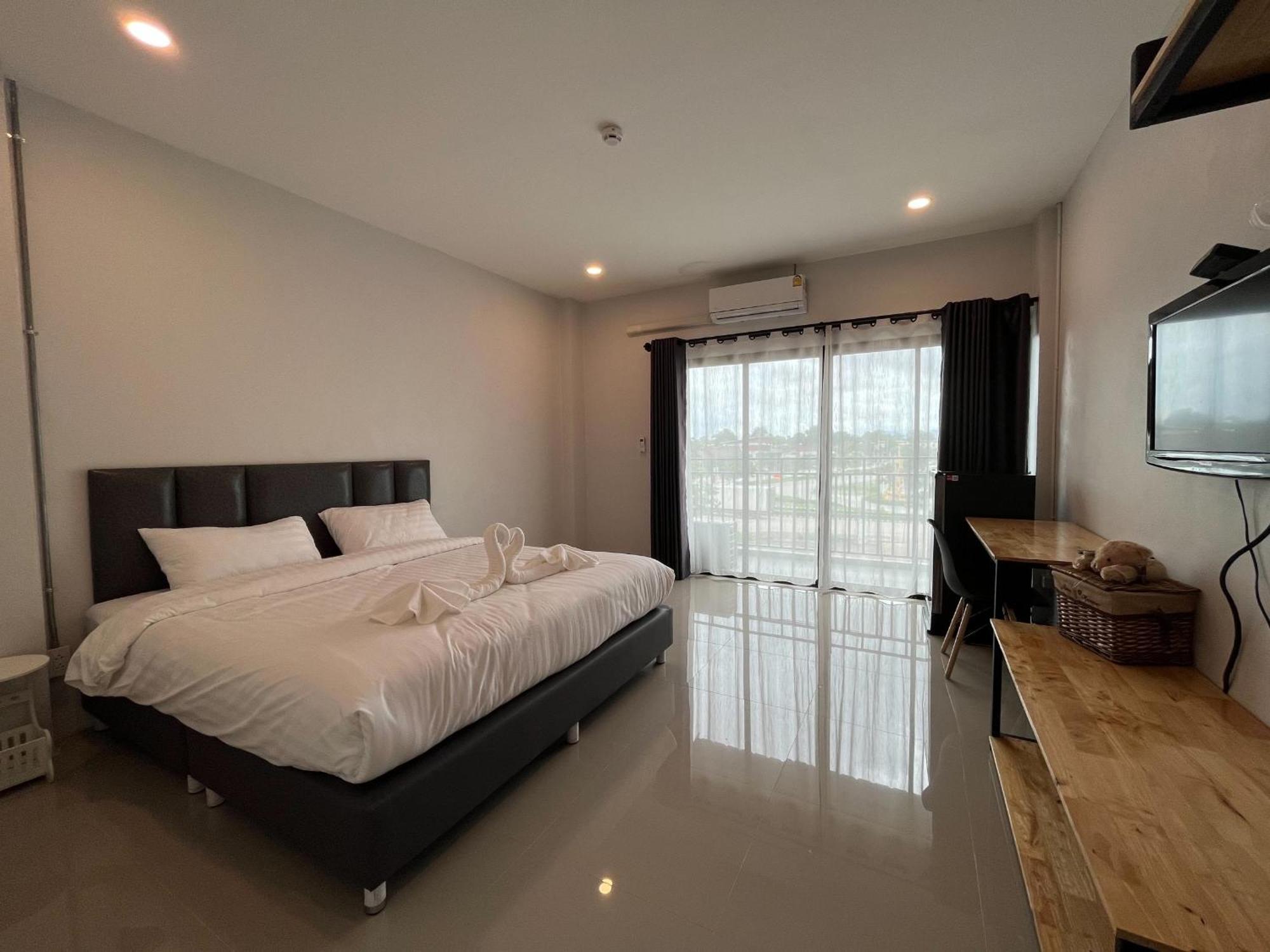 Life Hotel Rongkhun Ban Mai  Bagian luar foto