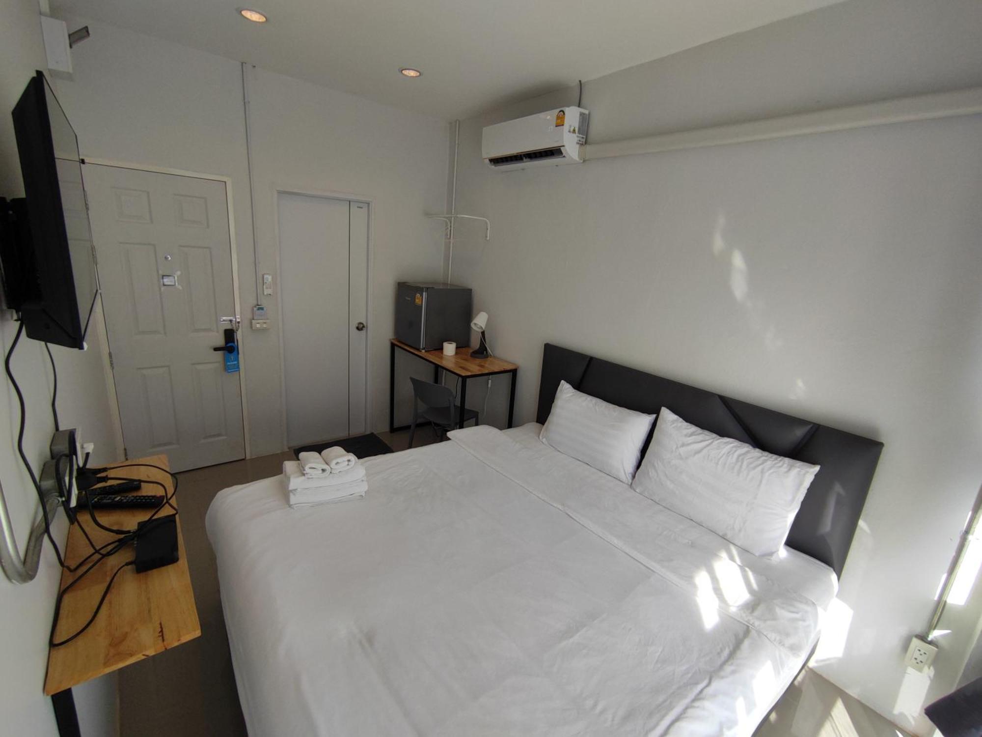 Life Hotel Rongkhun Ban Mai  Bagian luar foto